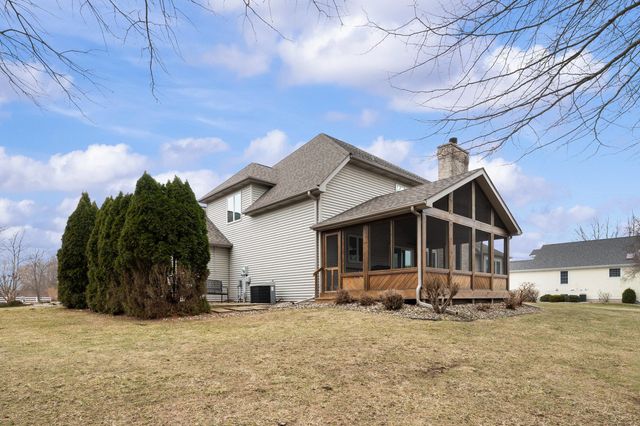 9847 Quail Run Court, Lake Charter Twp, MI 49106