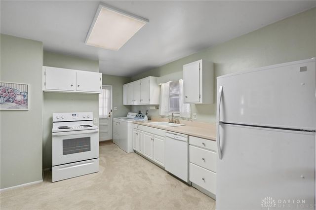 4833 Barnhart Avenue, Dayton, OH 45432