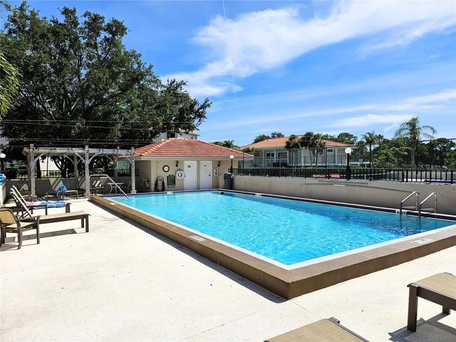1800 MARINER DRIVE 9, Tarpon Springs, FL 34689