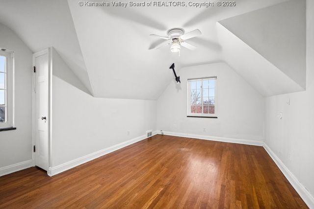 6 Observatory Road, Charleston, WV 25314