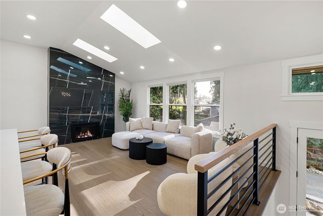 4215 228th Street SE, Bothell, WA 98021