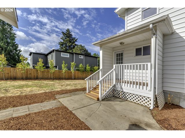 3908 Se CARLTON St, Portland, OR 97202