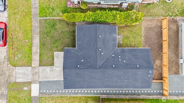 2135 S Sheridan Avenue, Tacoma, WA 98409