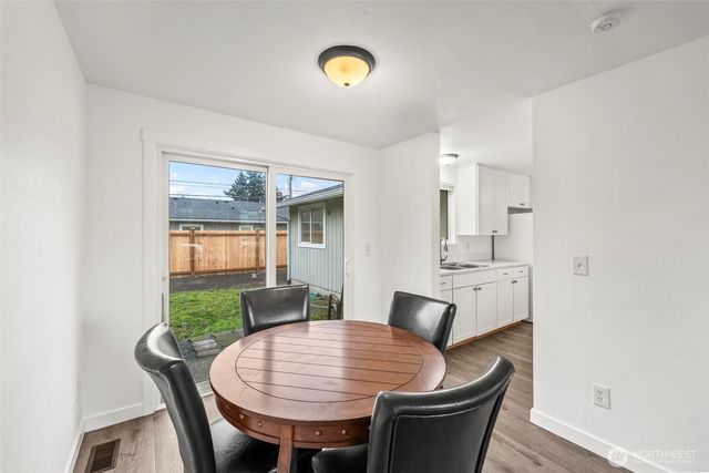 2135 S Sheridan Avenue, Tacoma, WA 98409