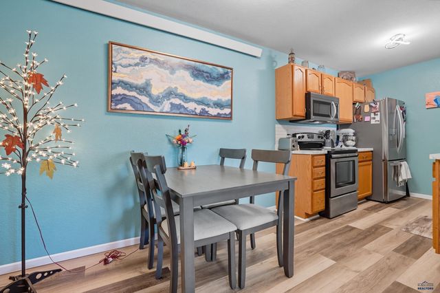 4616 CHALKSTONE DR, Rapic City, SD 57701