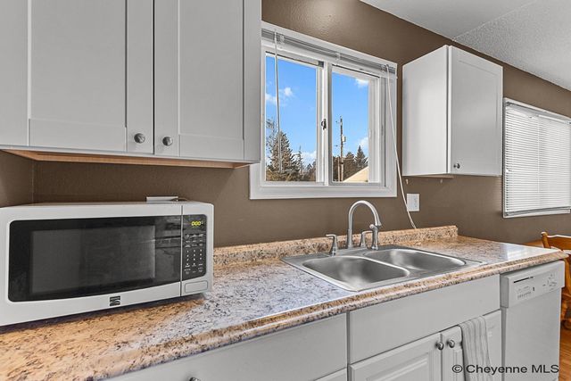 1014 E 25th St Unit 203, Cheyenne, WY 82001