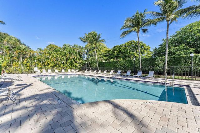 1209 Belmont Place, Boynton Beach, FL 33436