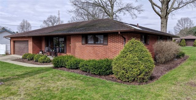 401 E 18th Street, Dover, OH 44622