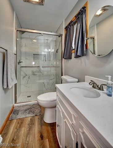 401 E 18th Street, Dover, OH 44622