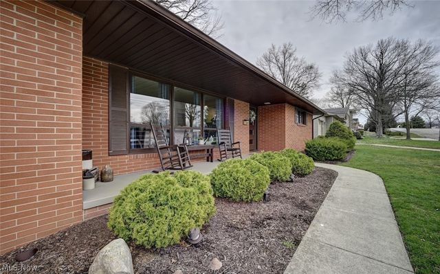 401 E 18th Street, Dover, OH 44622