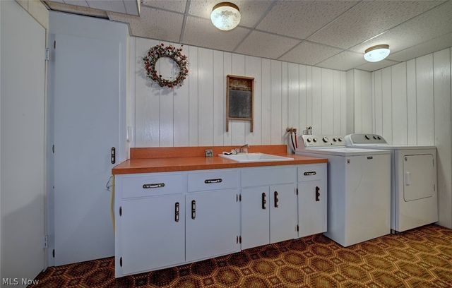 401 E 18th Street, Dover, OH 44622