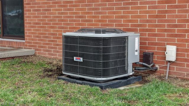 401 E 18th Street, Dover, OH 44622