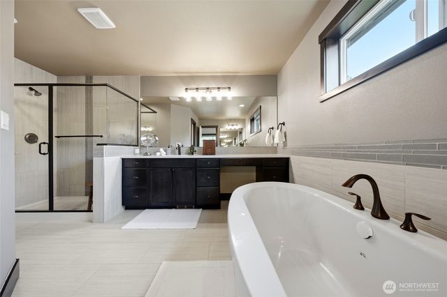 7910 157th Avenue SE, Snohomish, WA 98290