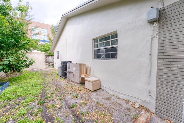 801 SW 1st Street 801, Dania Beach, FL 33004