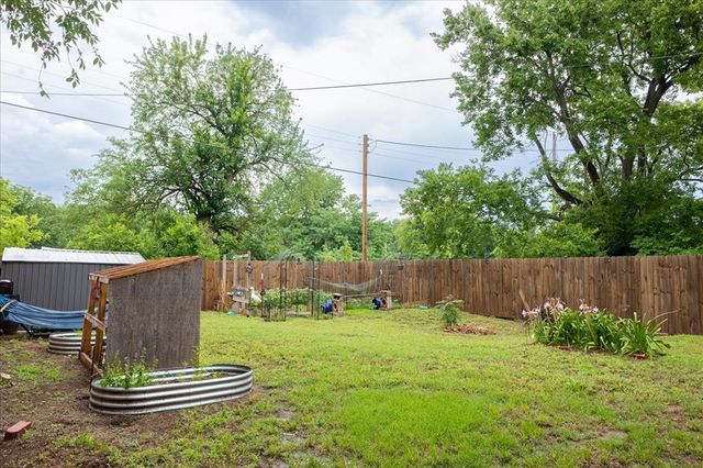609 E Grant Avenue, Guthrie, OK 73044