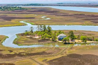 67 Gray Squirrel Lane, Green Pond, SC 29446
