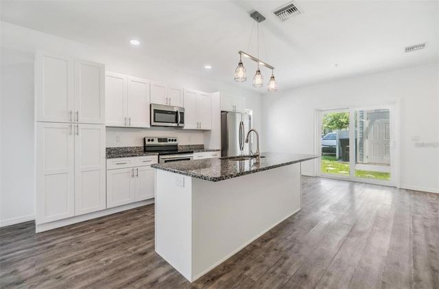 1264 PIERCE STREET, Clearwater, FL 33756