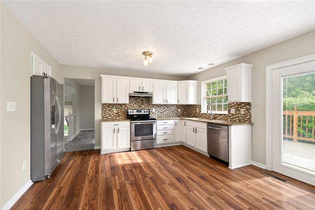 1492 Scenic River Drive, Clayton, OH 45415