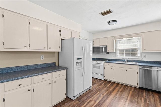 3400 Sherringham Drive, Mobile, AL 36609