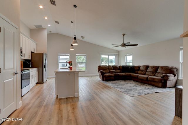 2865 W Covington Drive, Deltona, FL 32738