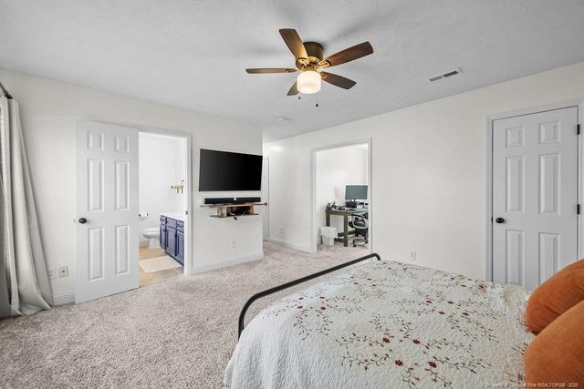 57 Summerseat Way, Bunnlevel, NC 28323