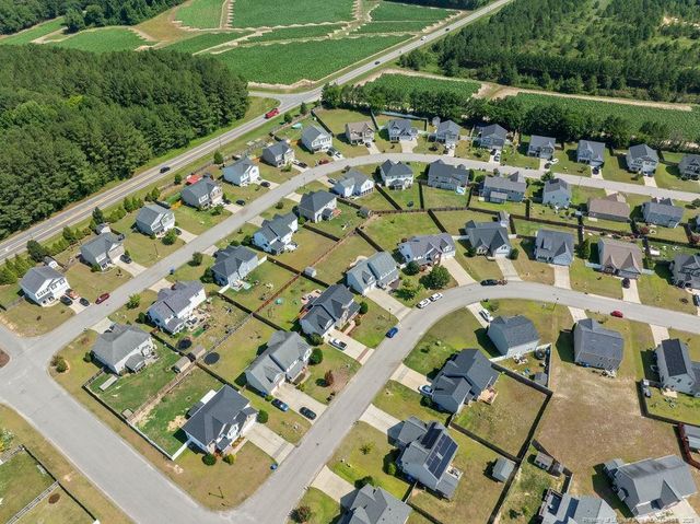 57 Summerseat Way, Bunnlevel, NC 28323