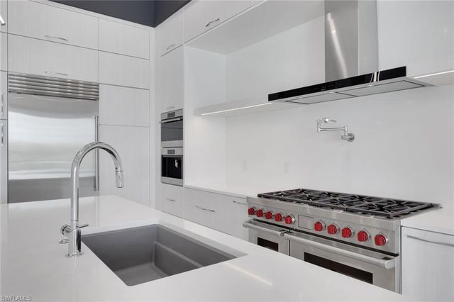 215 1st ST, Bonita Springs, FL 34134