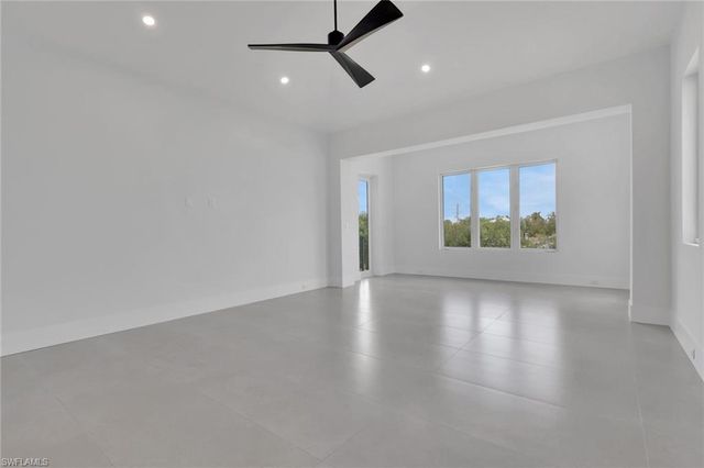 215 1st ST, Bonita Springs, FL 34134