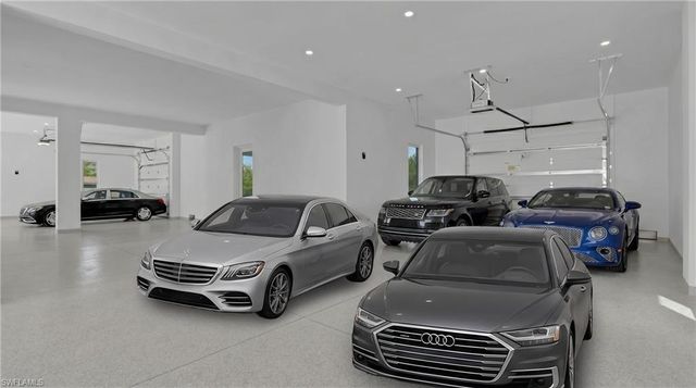 215 1st ST, Bonita Springs, FL 34134