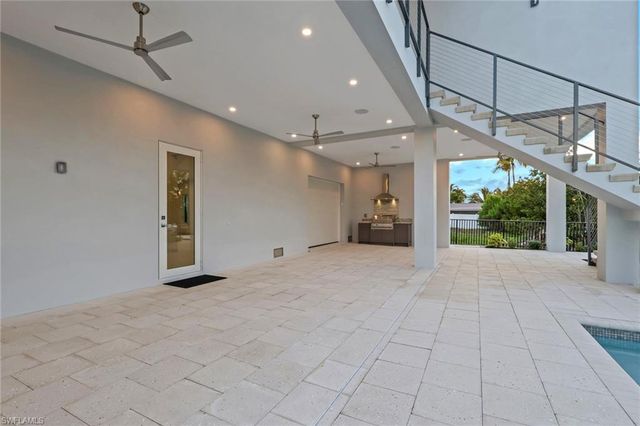 215 1st ST, Bonita Springs, FL 34134