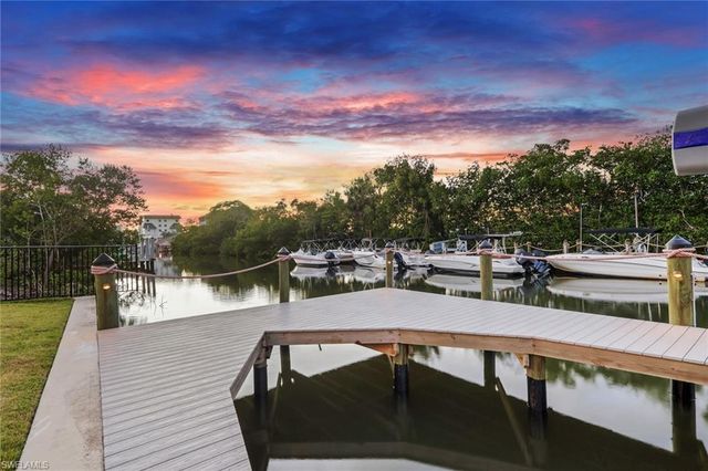 215 1st ST, Bonita Springs, FL 34134