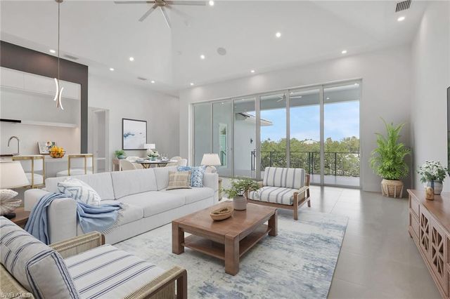 215 1st ST, Bonita Springs, FL 34134