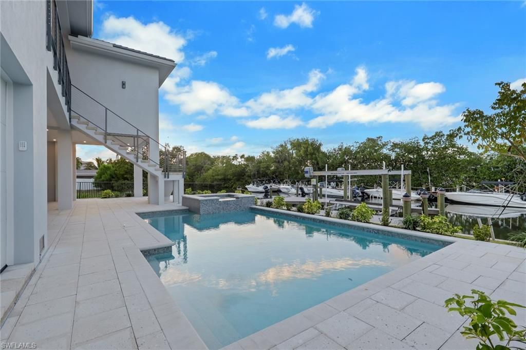 215 1st ST, BONITA SPRINGS, FL 34134 — photo 2