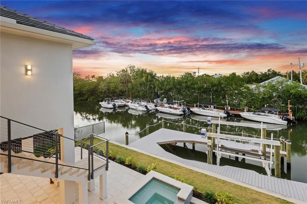 215 1st ST, BONITA SPRINGS, FL 34134 — photo 3