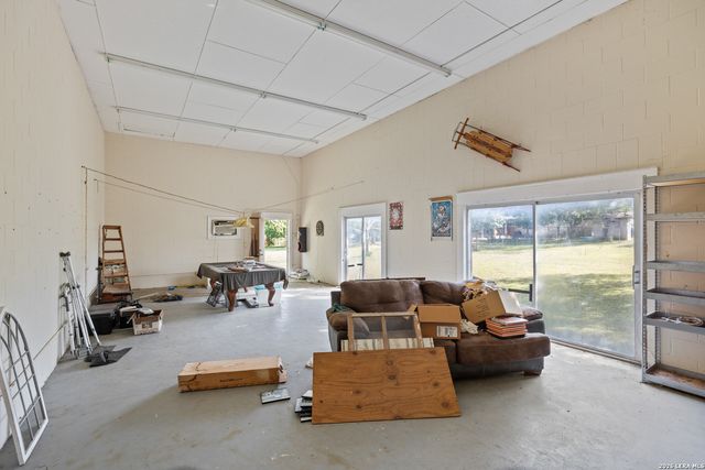12709 Cholla Ln, Manchaca, TX 78652