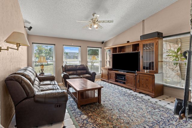 12709 Cholla Ln, Manchaca, TX 78652