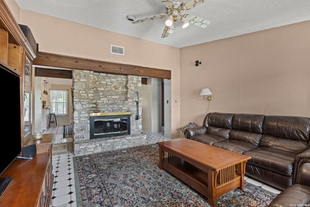 12709 Cholla Ln, Manchaca, TX 78652