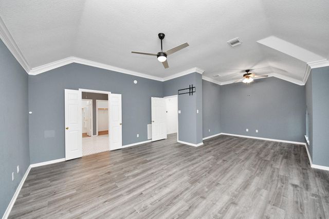 1742 Crescent Green Drive, Houston, TX 77094