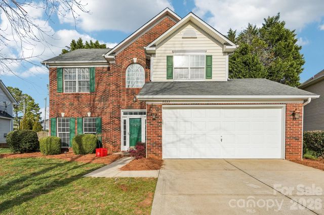 9533 Autumn Applause Drive, Charlotte, NC 28277
