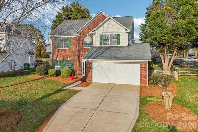 9533 Autumn Applause Drive, Charlotte, NC 28277