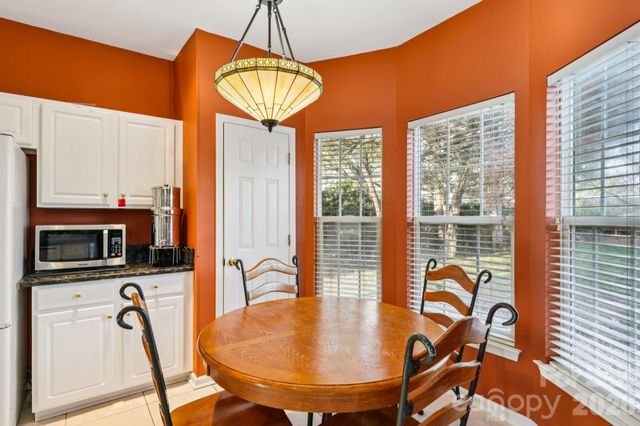 9533 Autumn Applause Drive, Charlotte, NC 28277