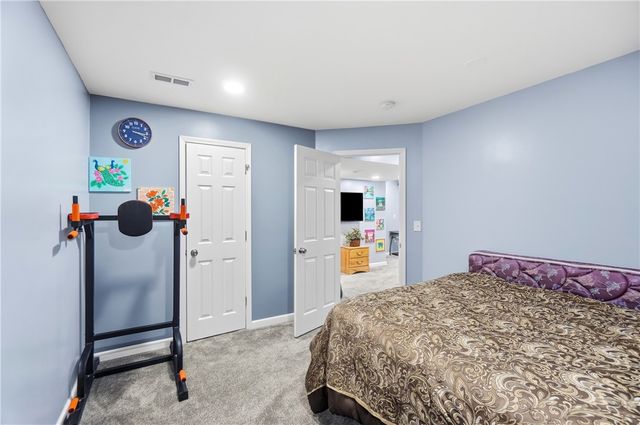 1015 Colonial Way, Huber Heights, OH 45424