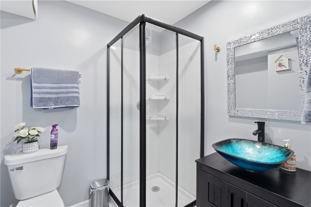 1015 Colonial Way, Huber Heights, OH 45424