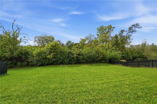 1015 Colonial Way, Huber Heights, OH 45424