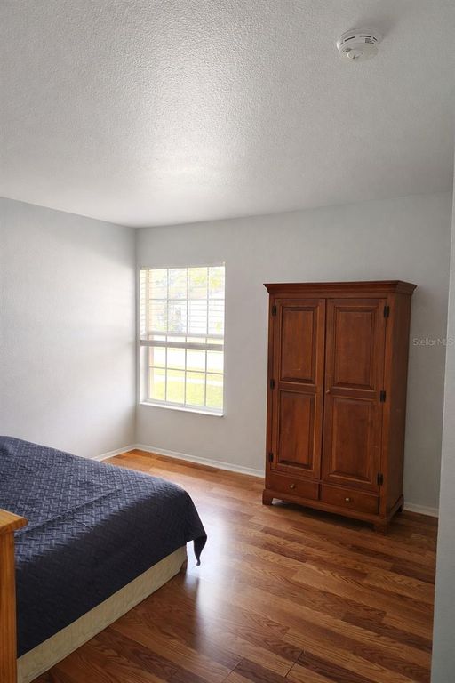 Image 15 of property listing at 4108 ABBOTSFORD STREET, North Port, FL 34287