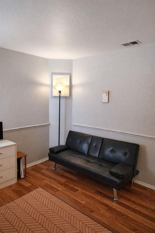 Image 21 of property listing at 4108 ABBOTSFORD STREET, North Port, FL 34287