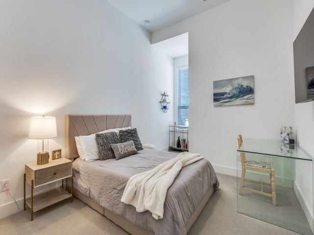 306 Hidden Creek Parkway, Van Alstyne, TX 75495