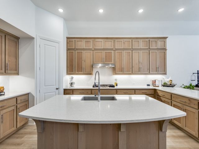 306 Hidden Creek Parkway, Van Alstyne, TX 75495