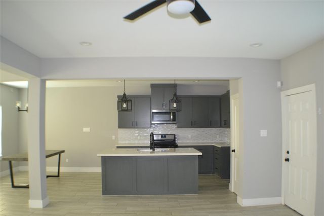 9837 Fabiola Drive, Houston, TX 77075