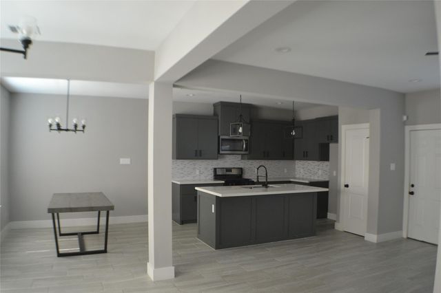 9837 Fabiola Drive, Houston, TX 77075